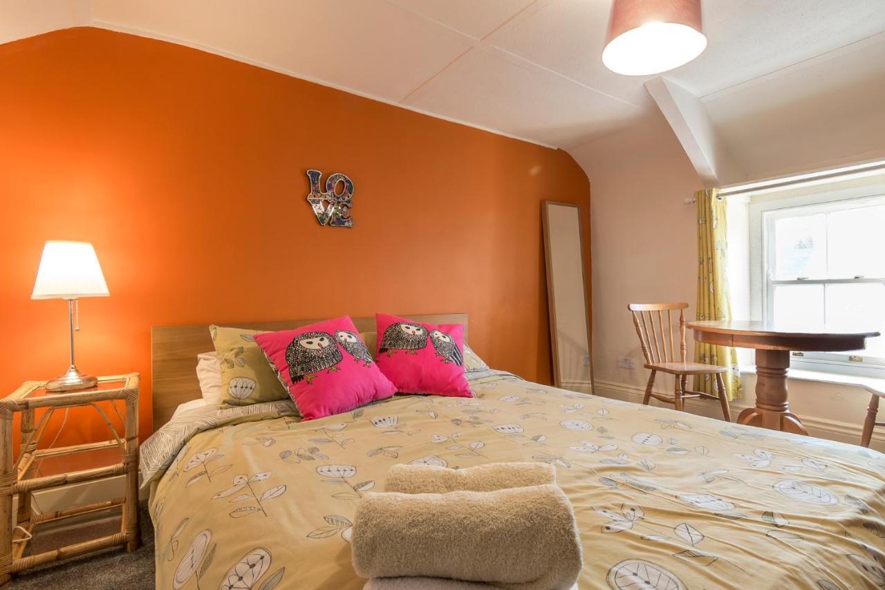 Manorbier Castle Inn Sunset Room Eksteriør billede